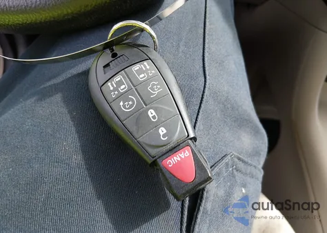 2013 Dodge Grand Caravan Sxt z USA, uszkodzony, nr VIN 2C4RDGCG9DR618801